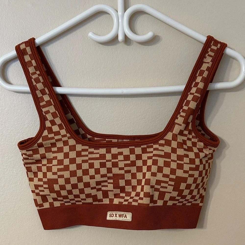 Whitefox x Sarah’s Day The Mojave Seamless Sports Bra Burnt Clay Mirage - Picture 7 of 7